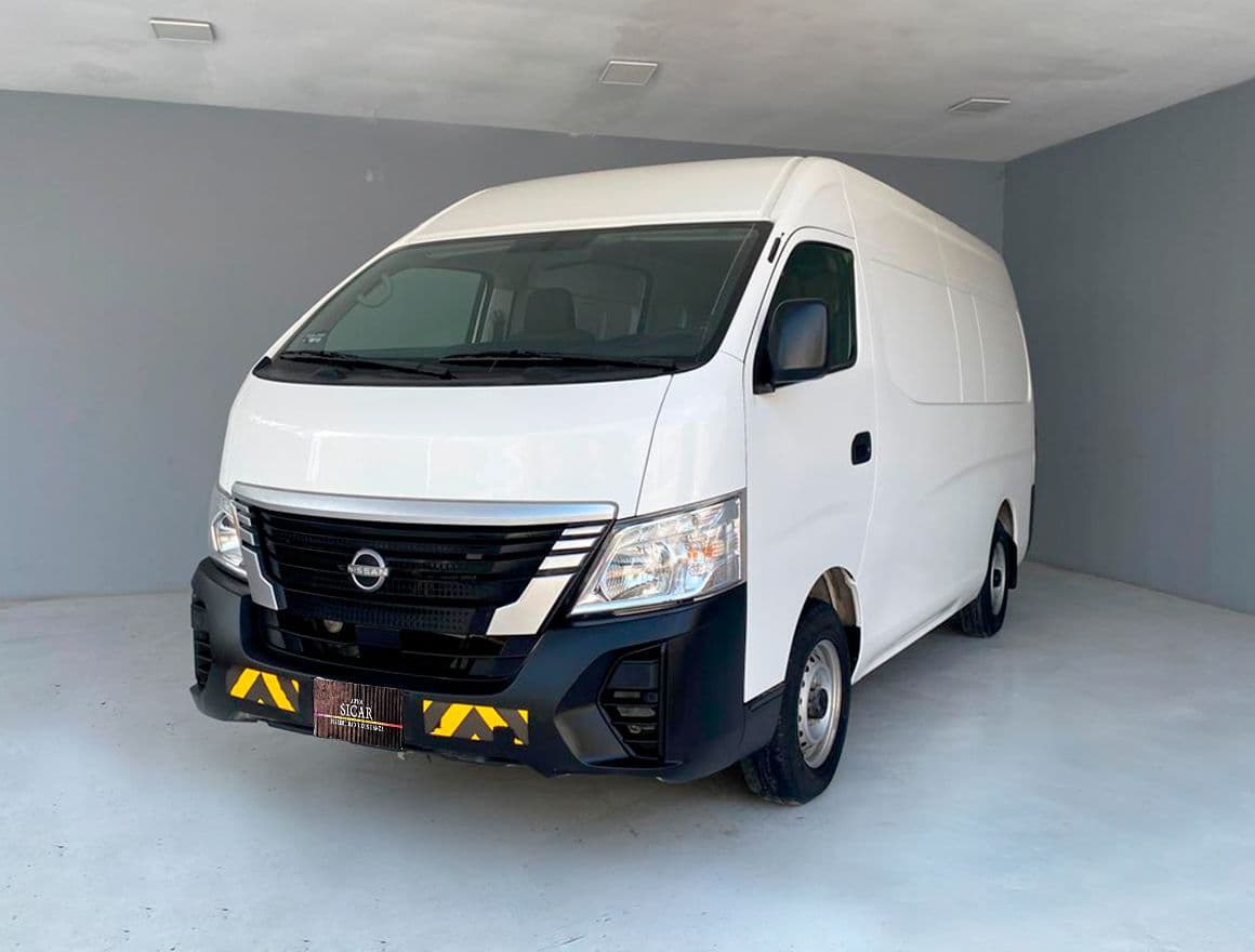 2024 Nissan Urvan — imagen 1 de 18