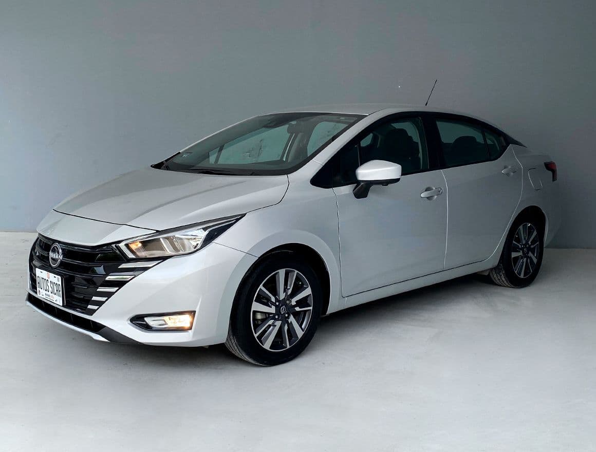 2024 Nissan Versa — imagen 1 de 22
